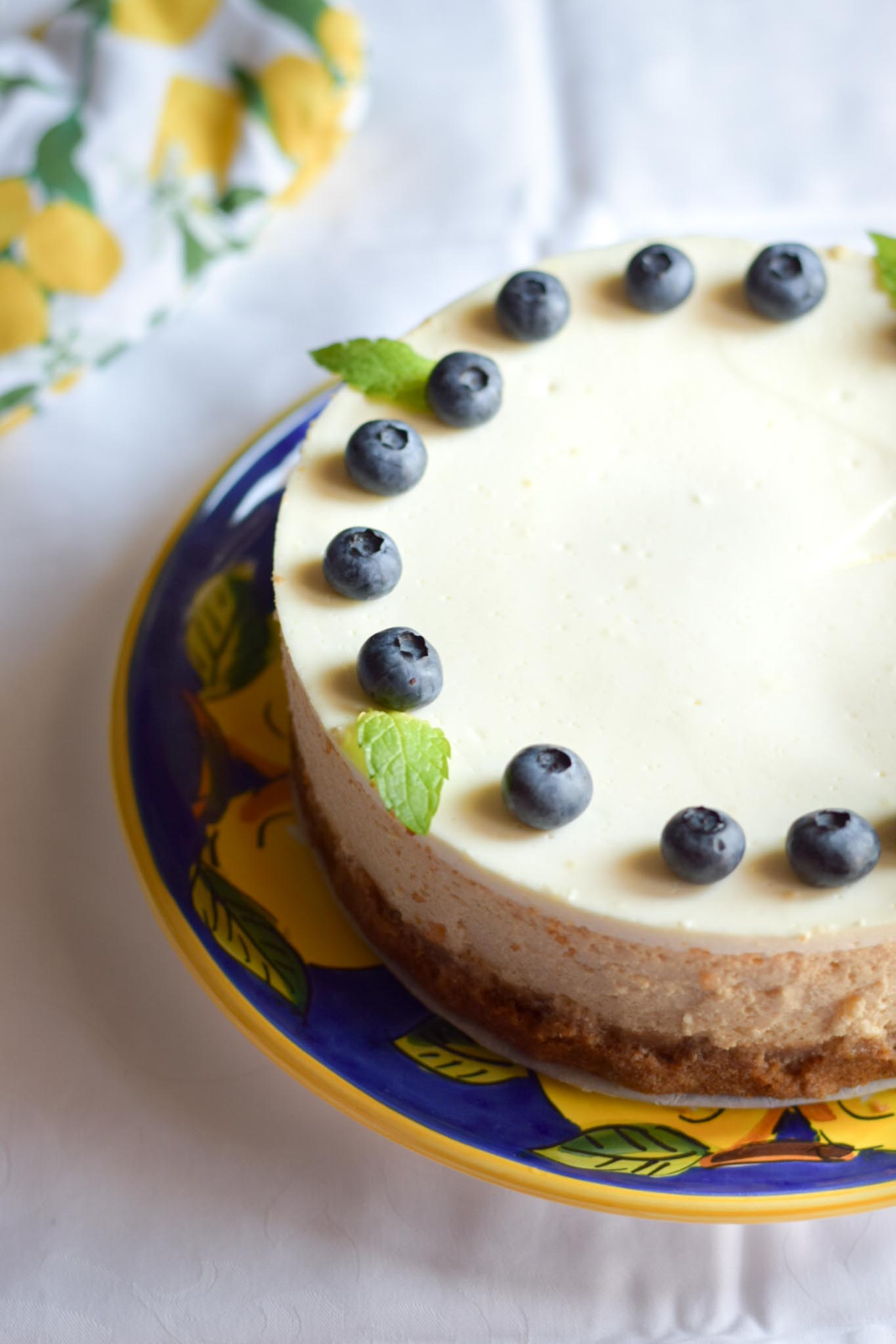 Food photography - Limoncello cheesecake - Italian dessert and sweet treat photography